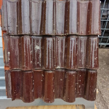 De-Valk-groot-Romaanse-dakpan-bruin-verglaasd