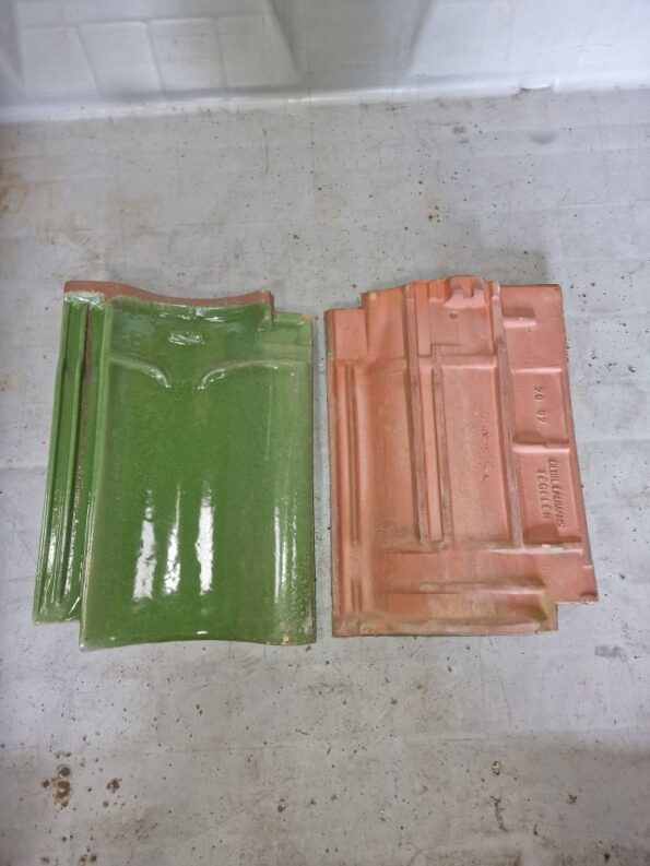 Gebr.-Laumans-VH-dakpan-groen-verglaasd