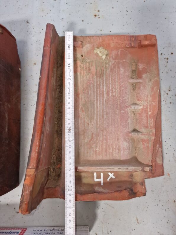 Hennuyeres-Estetic-rechter-gevelpan-bruin-verglaasd-