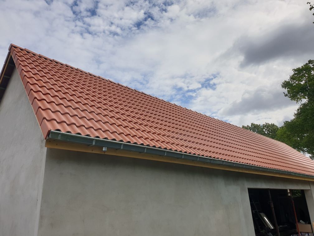 Traditec - Benders beton dakpannen - sneldek steenrood Benders-Sneldek-Palema-S-Steenrood