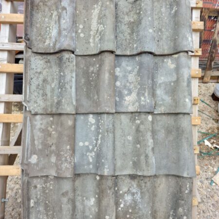 Van-de-Boel-OVH-dakpan-blauw-gesmoord-