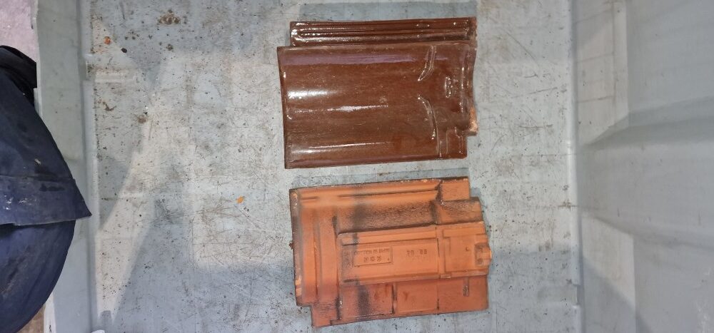KDN VH dakpan bruin verglaasd 9 KDN VH dakpan bruin verglaas