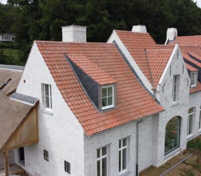 Artisan Boom roof tiles – HOB – Coal fired red