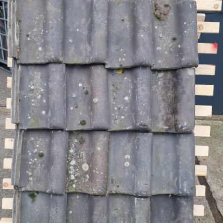 O&Z Verbeterd Romeinse dakpan blauw gesmoord